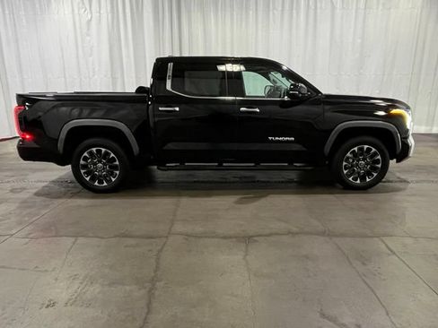 Used 2022 Toyota Tundra Limited AWD/4WD image 3
