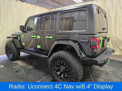 Used 2019 Jeep Wrangler Unlimited Sahara w/ Uconnect 4C Nav & Sound Group AWD/4WD image 9