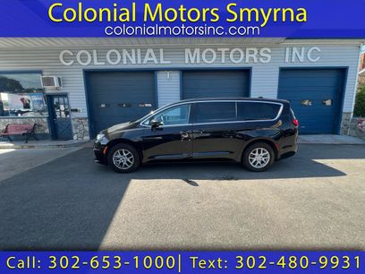 Used 2024 Chrysler Pacifica Touring-L