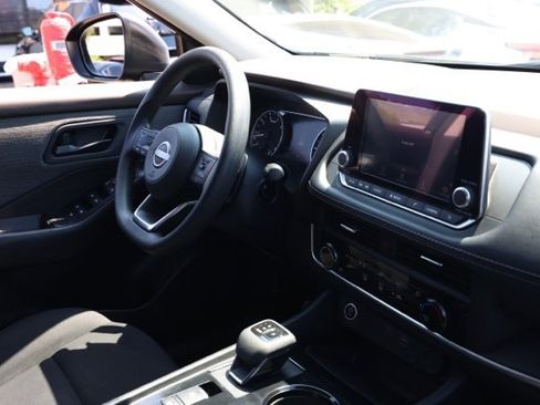 Certified 2023 Nissan Rogue S image 20