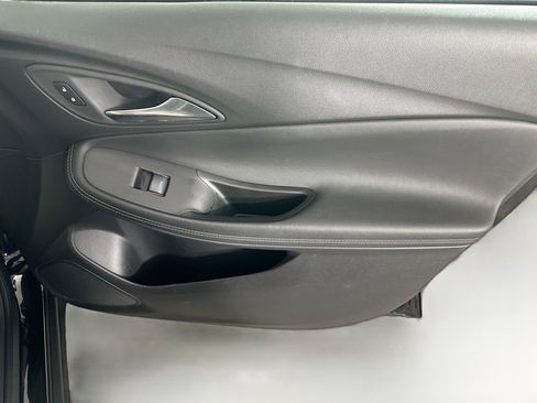 Used 2025 Buick Encore GX Preferred image 30