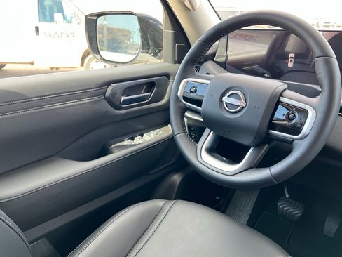 New 2025 Nissan Armada SV image 11