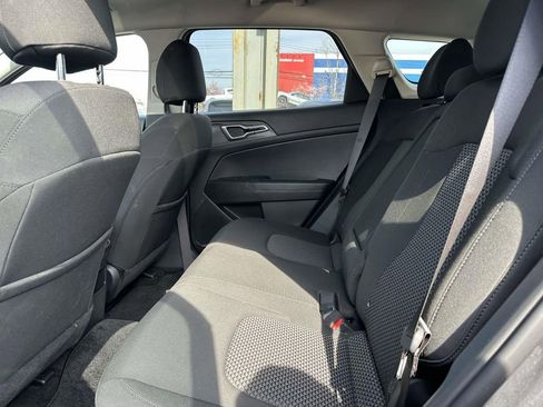 Certified 2025 Kia Sportage LX image 13