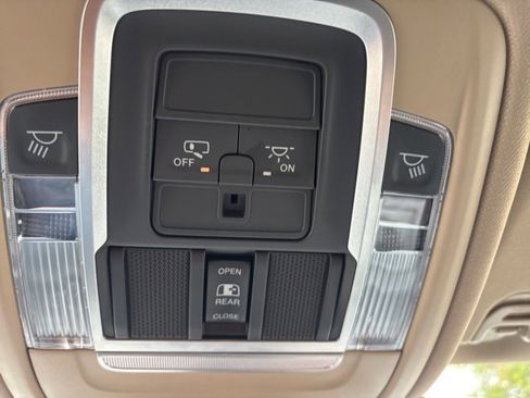 Used 2021 RAM 1500 Laramie image 25