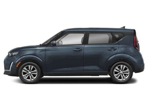 Used 2025 Kia Soul LX FWD image 6