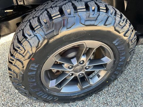 Used 2018 Jeep Wrangler Unlimited Sport AWD/4WD image 14