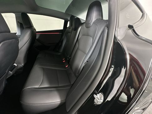 Used 2025 Tesla Model 3 Long Range image 27