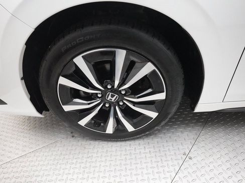 Certified 2024 Honda Civic EX-L image 26