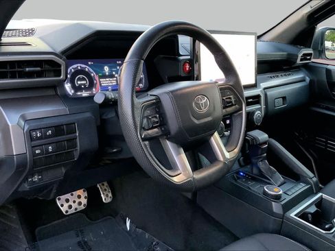 Used 2024 Toyota Tacoma TRD Sport RWD image 15