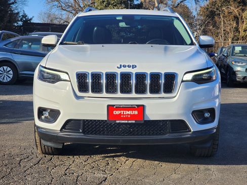 Used 2019 Jeep Cherokee Limited AWD/4WD image 2