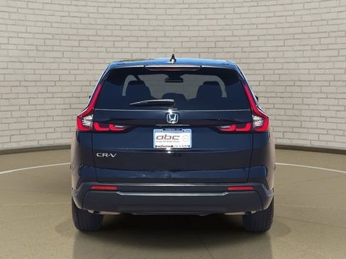 Used 2025 Honda CR-V LX image 6