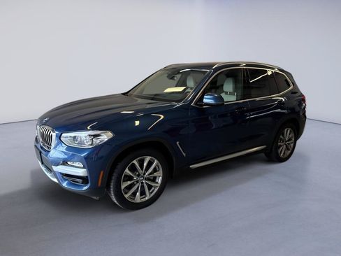 Used 2019 BMW X3 xDrive30i w/ Premium Package AWD/4WD image 3