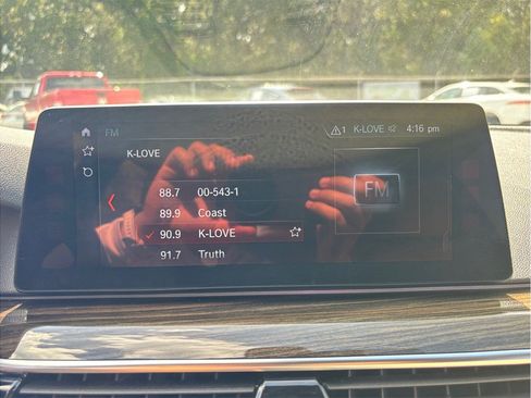 Used 2018 BMW 530i w/ Premium Package RWD image 33