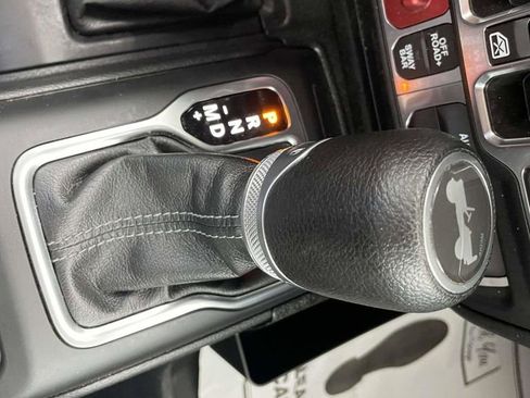 Used 2024 Jeep Wrangler Unlimited Rubicon w/ Safety Group image 17