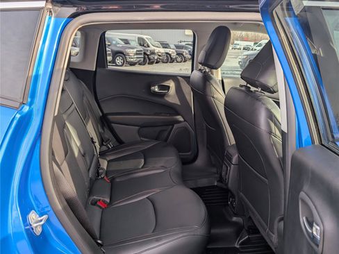 Used 2019 Jeep Compass Limited image 12