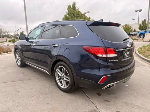Used 2017 Hyundai Santa Fe Limited FWD image 5