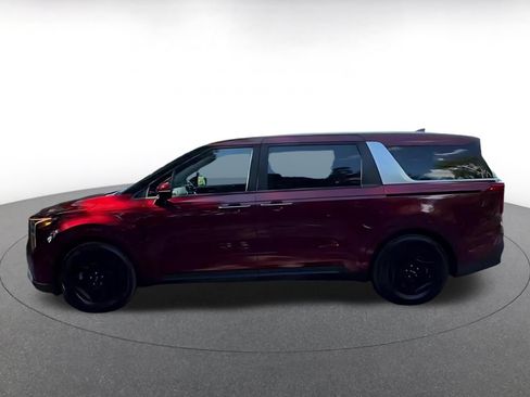 Used 2026 Kia Carnival FWD image 9