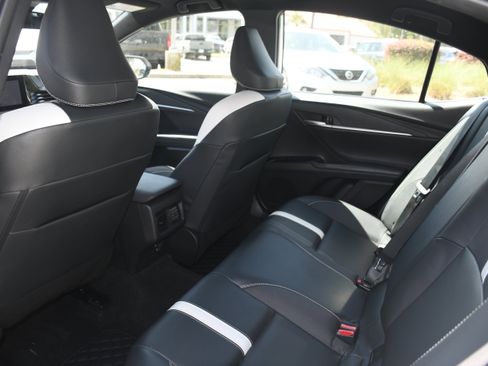 Certified 2025 Toyota Camry SE image 14