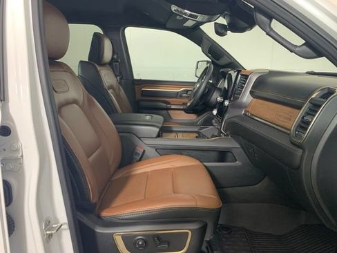 Used 2024 RAM 1500 Limited AWD/4WD image 20