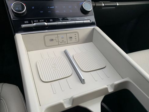 Used 2025 Hyundai Santa Fe SEL image 43