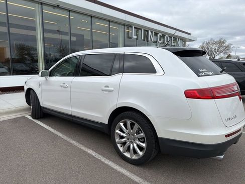 Used 2011 Lincoln MKT AWD w/ 101A Rapid Spec Order Code image 4