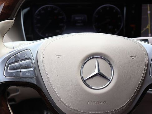 Used 2015 Mercedes-Benz S 550 Sedan image 47