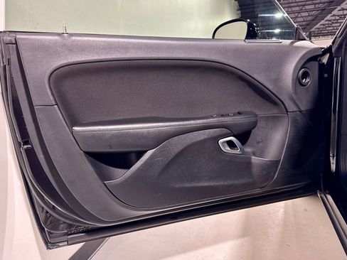 Used 2015 Dodge Challenger R/T w/ Quick Order Package 22B R/T image 11