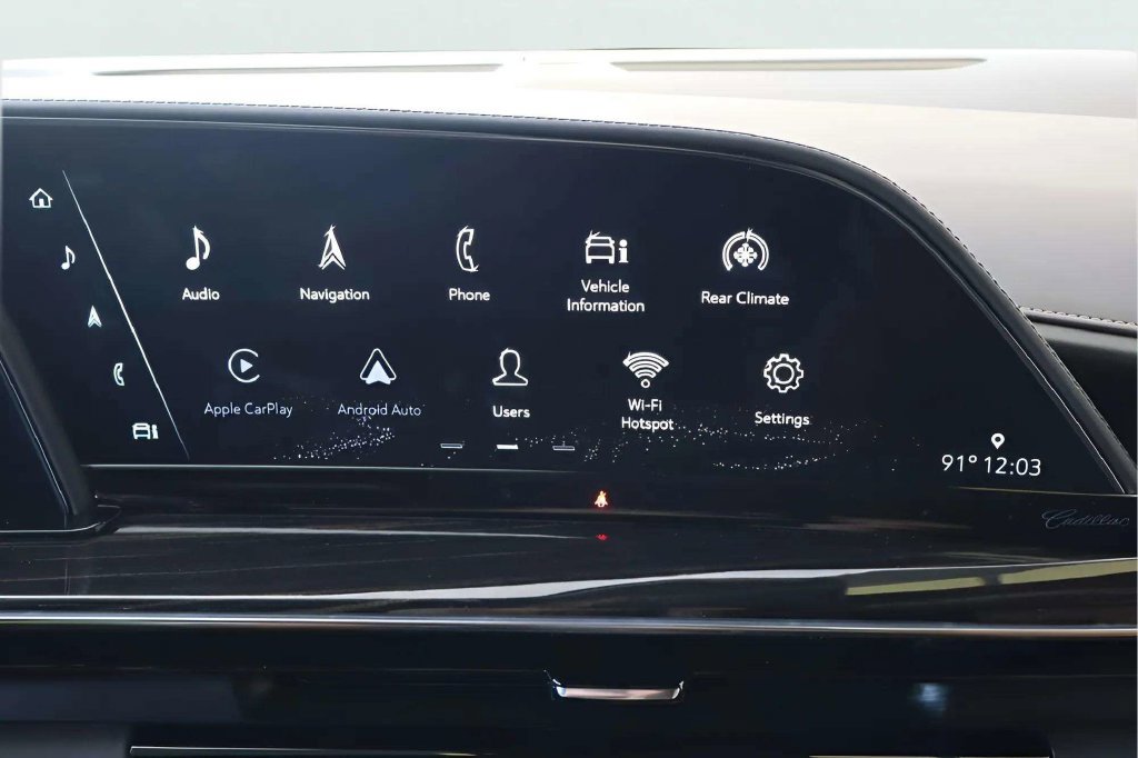 Used 2021 Cadillac Escalade Premium Luxury w/ Driver Assist Tech Package AWD/4WD image 9