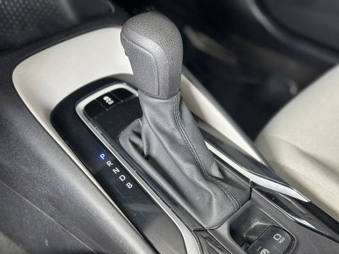 Used 2021 Toyota Corolla LE w/ Carpet Mat Package (TMS) image 20