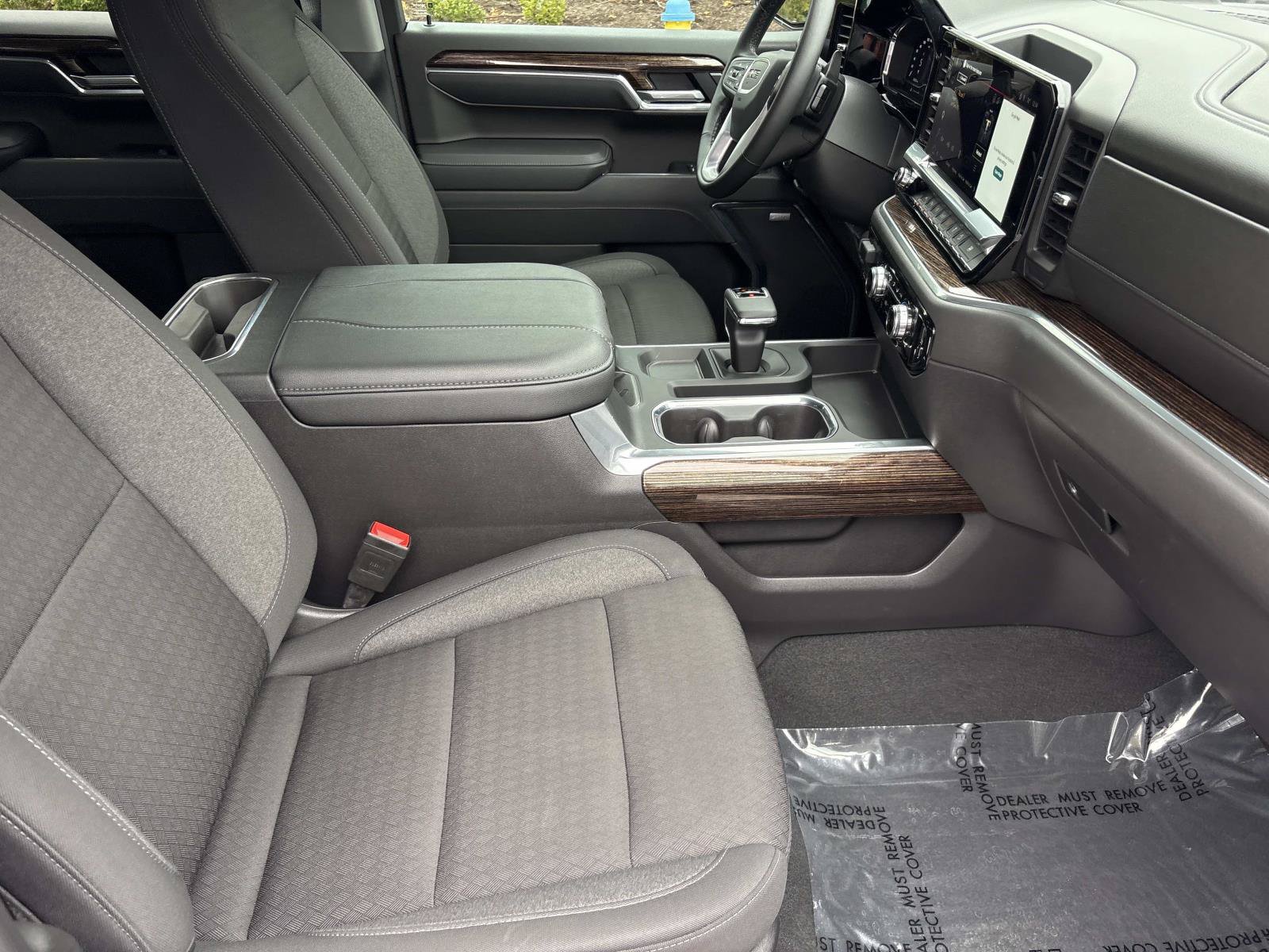 Used 2025 GMC Sierra 1500 Elevation w/ Preferred Package AWD/4WD image 32