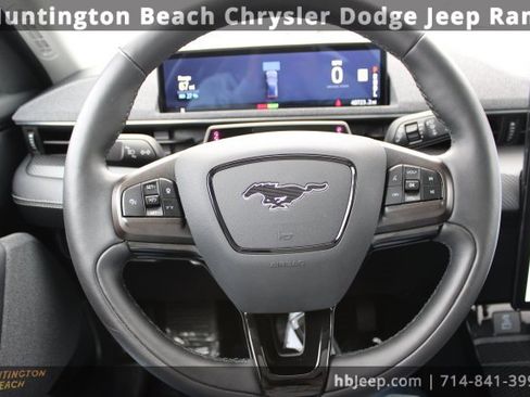 Used 2021 Ford Mustang Mach-E Premium image 14