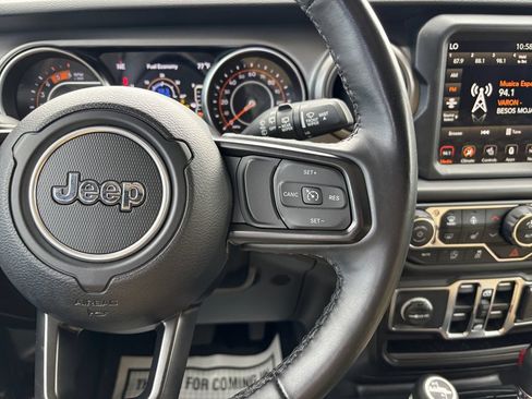 Used 2023 Jeep Wrangler Unlimited Sport AWD/4WD image 20