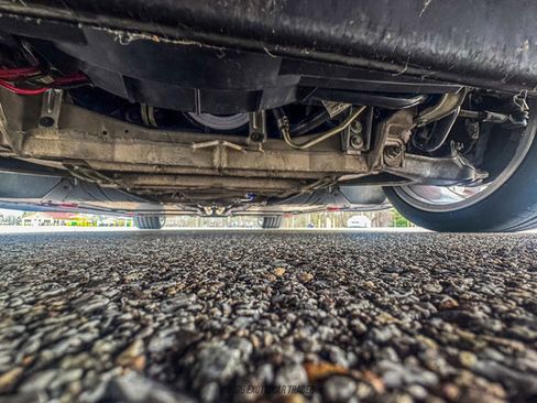 Used 2005 Chevrolet Corvette Convertible w/ Preferred Equipment Group image 85