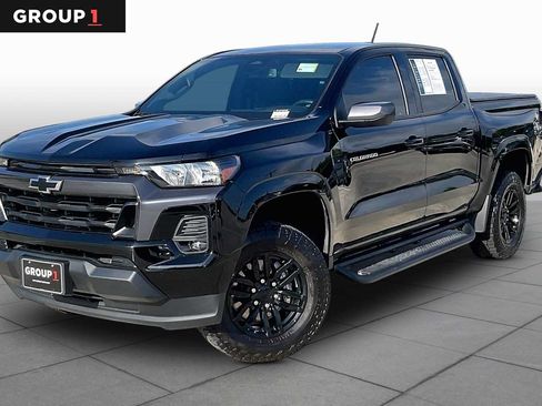 Used 2024 Chevrolet Colorado LT w/ LT Convenience Package II RWD image 1