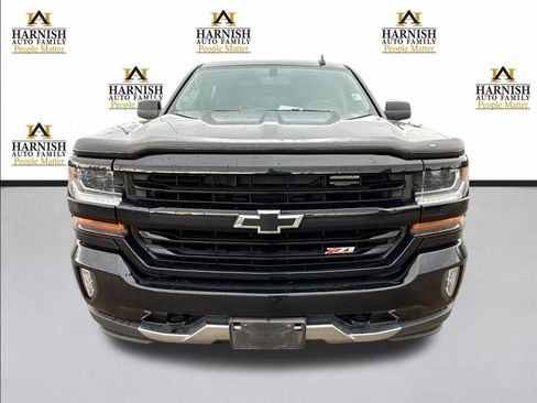 Used 2018 Chevrolet Silverado 1500 LT w/ All Star Edition image 11