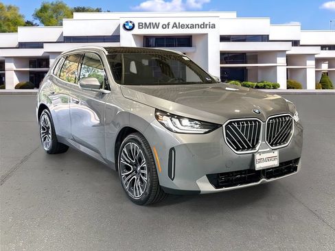 Used 2026 BMW X3 xDrive30i AWD/4WD image 3