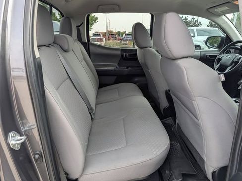 Used 2023 Toyota Tacoma SR AWD/4WD image 29