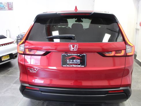Used 2024 Honda CR-V EX image 5