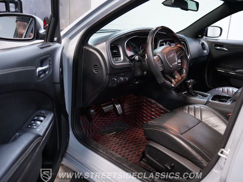 Used 2021 Dodge Charger SRT Hellcat RWD image 4