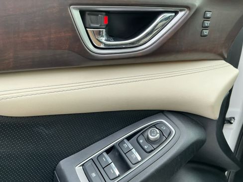 Used 2022 Subaru Ascent Touring image 17