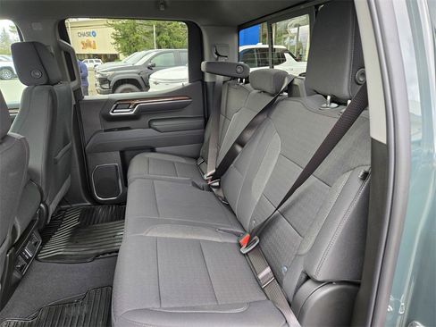 New 2026 Chevrolet Silverado 1500 LT w/ Z71 Off-Road Package image 4