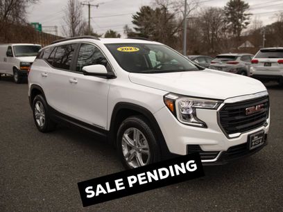 Used 2023 GMC Terrain SLE w/ Driver Convenience Package