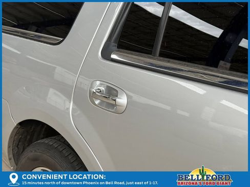 Used 2015 Lincoln Navigator 4WD image 10