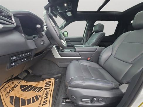 Used 2024 Toyota Tundra Platinum image 10