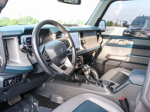 Used 2024 Ford Bronco Outer Banks AWD/4WD image 24