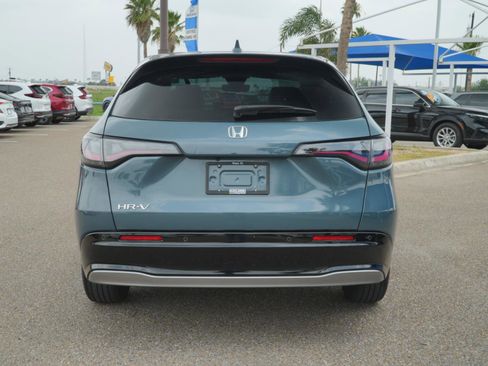 Used 2025 Honda HR-V EX-L image 6