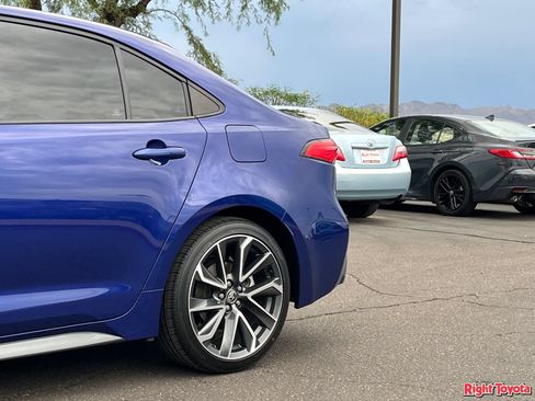 Certified 2020 Toyota Corolla SE w/ SE Premium Package FWD image 11