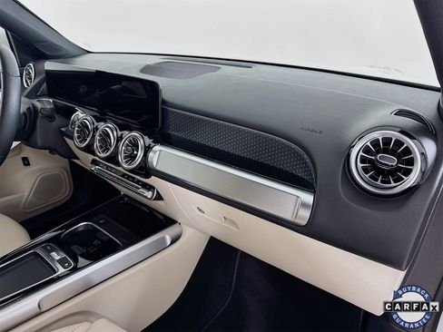 Certified 2025 Mercedes-Benz GLB 250 image 29