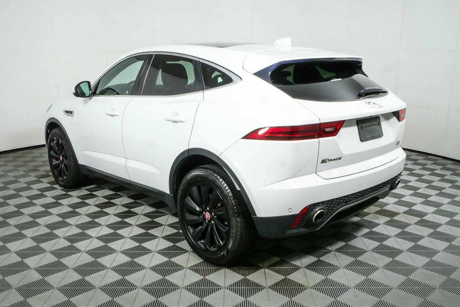 Used 2018 Jaguar E-PACE SE AWD/4WD image 30