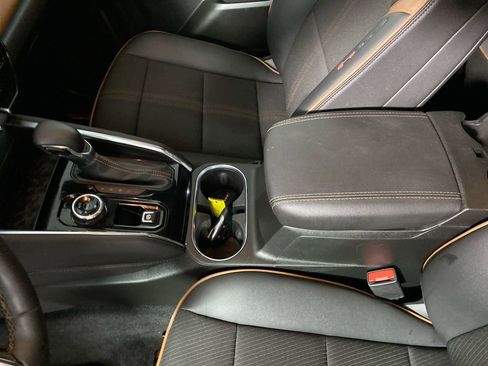 Used 2023 GMC Canyon AT4 w/ Technology Package image 20